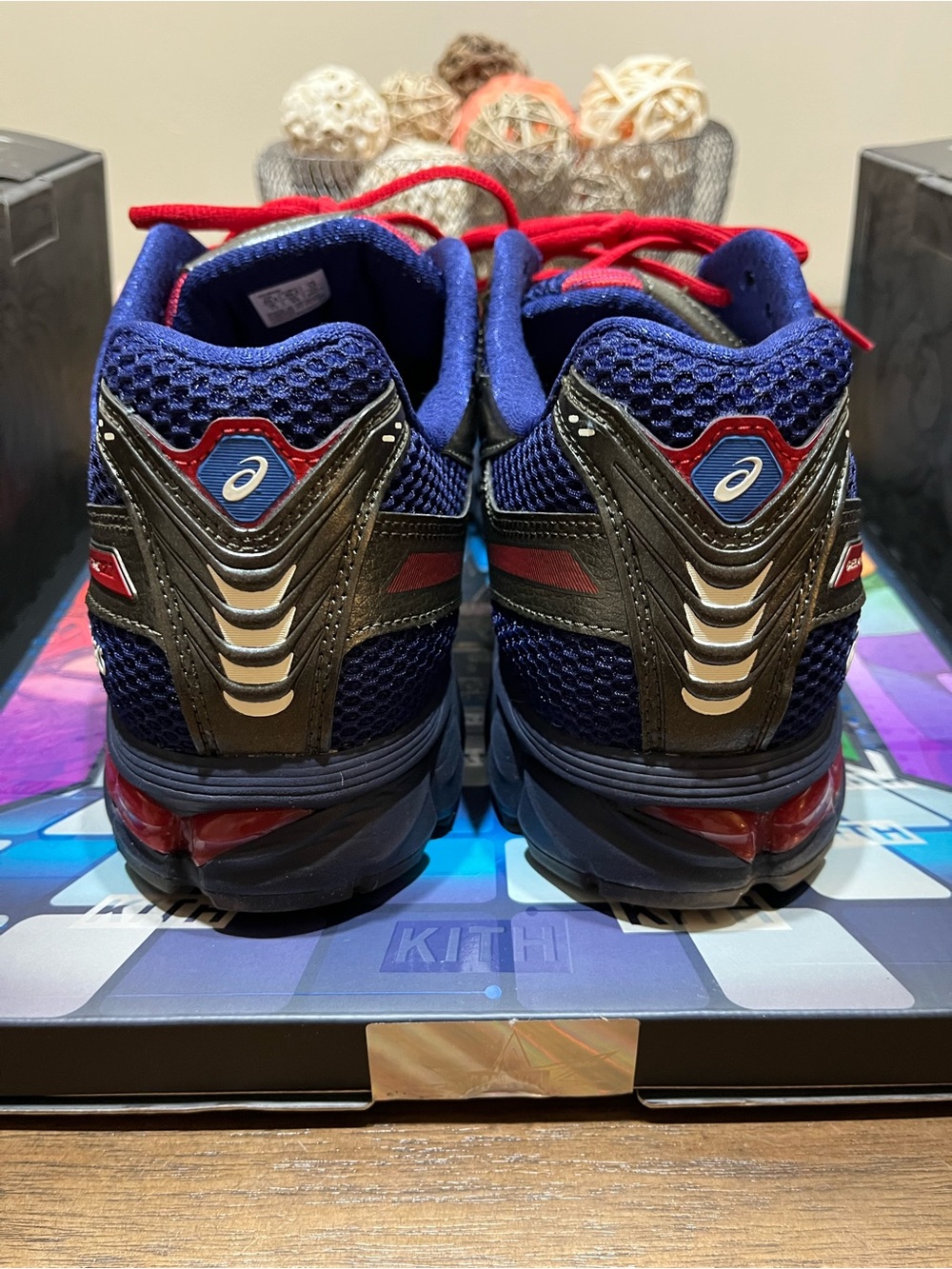 Asics x Kith x Marvel Comics Kayano 12.1 Captain America SZ 12 - Picture 4 of 13
